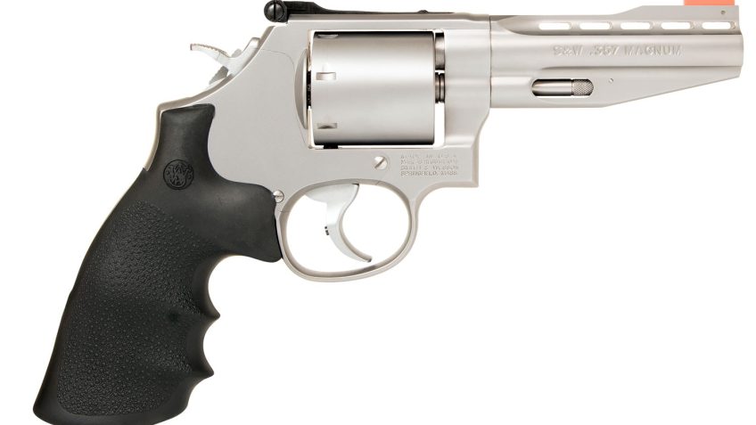 SMITH & WESSON MODEL 686-6 PERFORMANCE CENTER