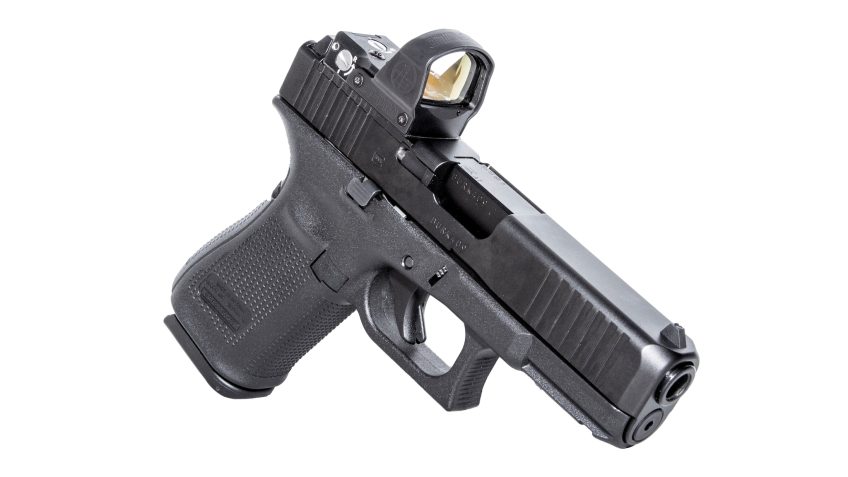 Glock 19 Gen5 MOS, Semi-automatic, 9mm, 4.02″ Barrel, 15+1 Rds., Leupold DeltaPoint Pro