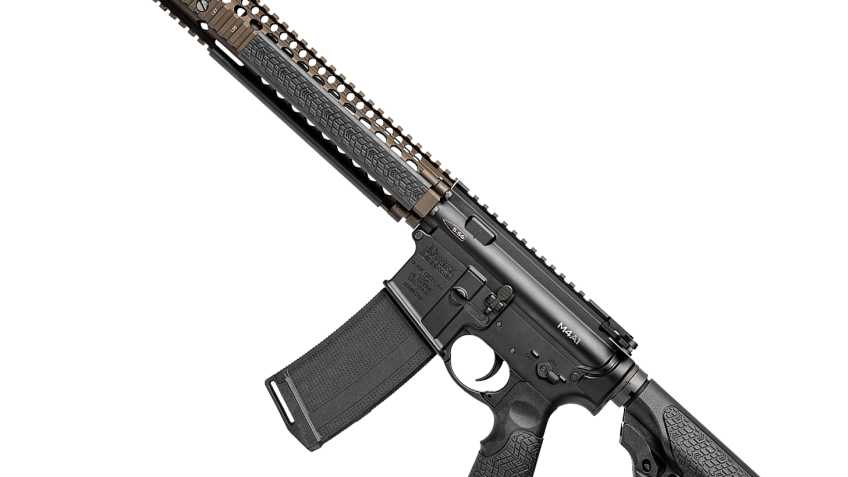Daniel Defense M4A1 AR-15 Rifle – Standard – Matte Black/Flat Dark Earth