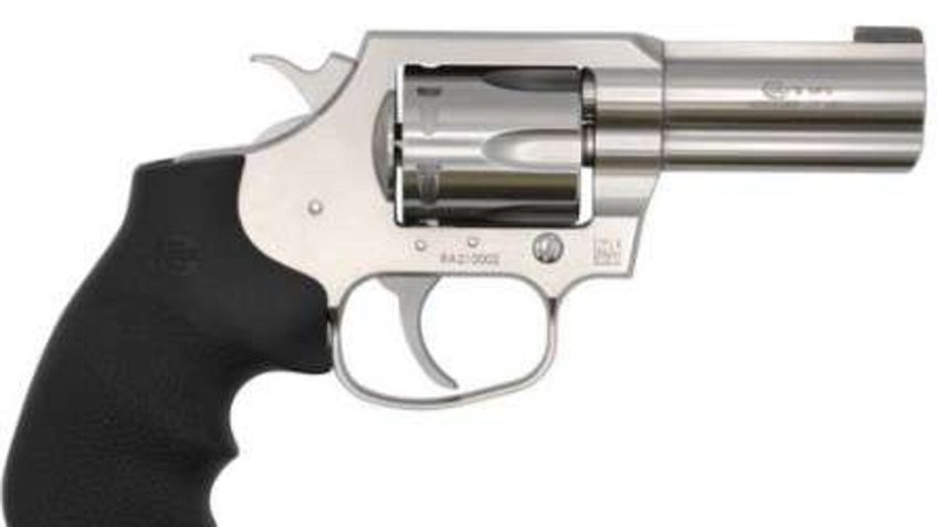 Colt Firearms King Cobra Stainless .357 Mag / .38 Special +P 3″ Barrel 6-Rounds