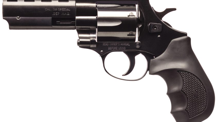 EAA Windicator .357 Magnum 6-Round Revolver – Blued – Rubber – 4″