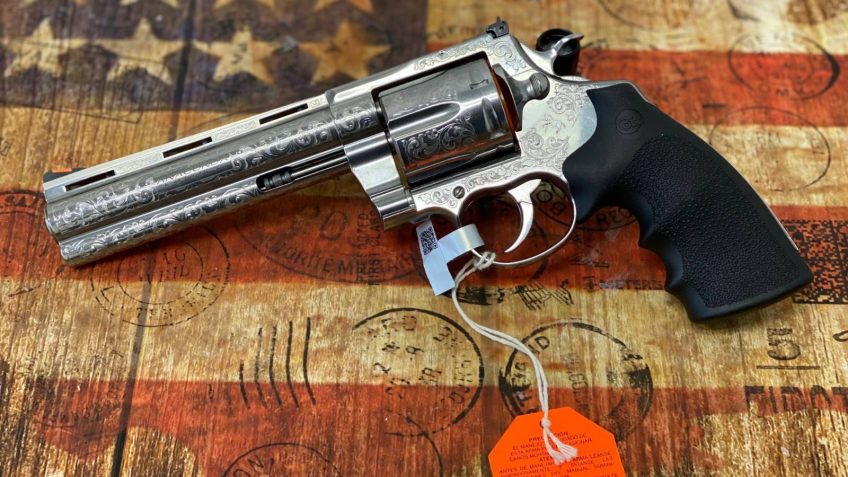 Colt Anaconda .44 Magnum 6" 6rd Revolver, Stainless Steel Engraved  – DAV-12446