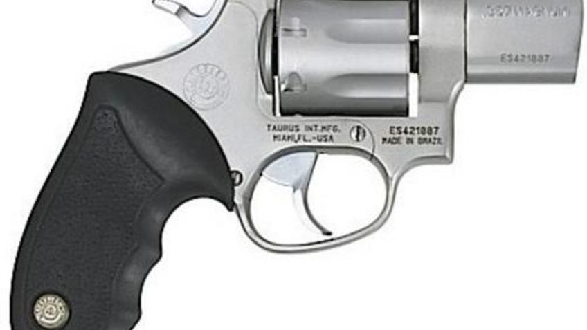 TAURUS M617 Medium 357 Magnum 2in 7rd Stainless Revolver (2-617029)