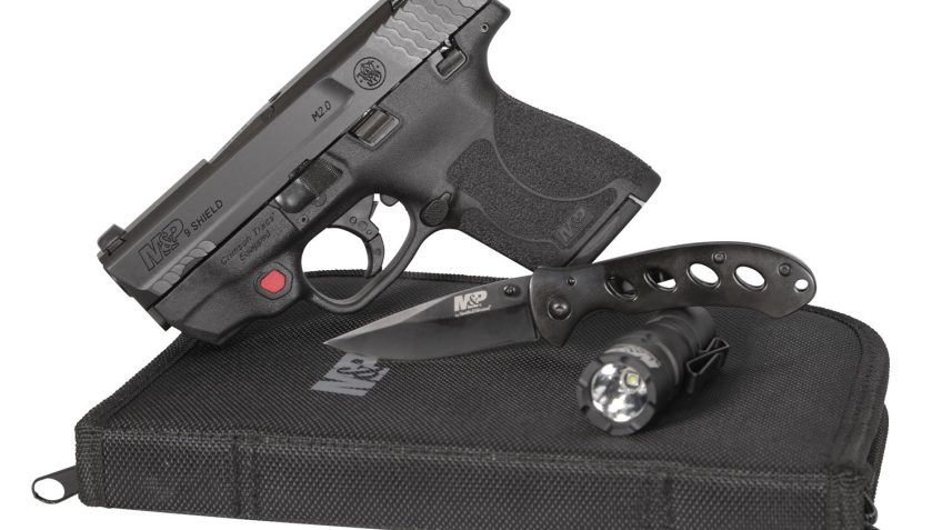 SW M&P Shield M2.0 W/Ct Laser Everyday Carry Kit-Pistol, Knife, F G12395