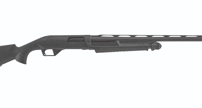 Benelli Nova 3 Pump Action Shotgun 12ga, 26" Barrel, Black, 4rd